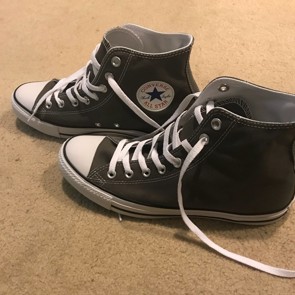 Men’s chuck Taylor converse